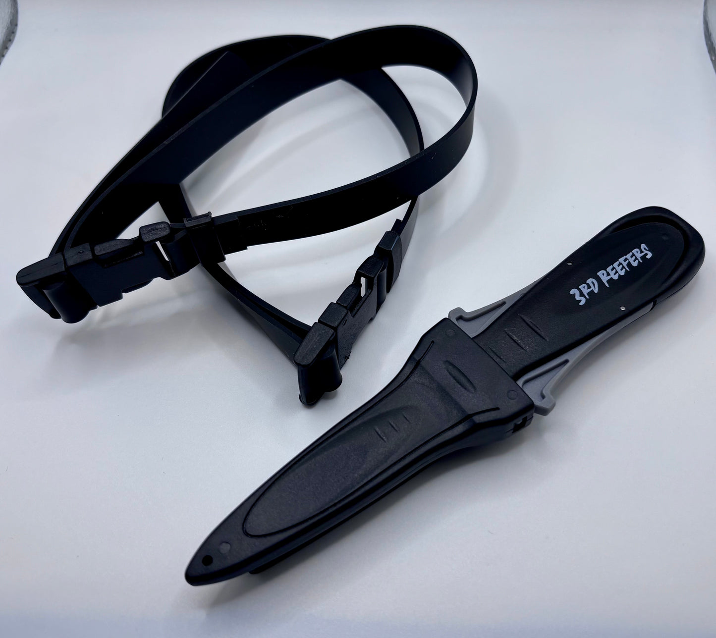 Titanium SCUBA Diving, Spearfishing and Freediving Knife